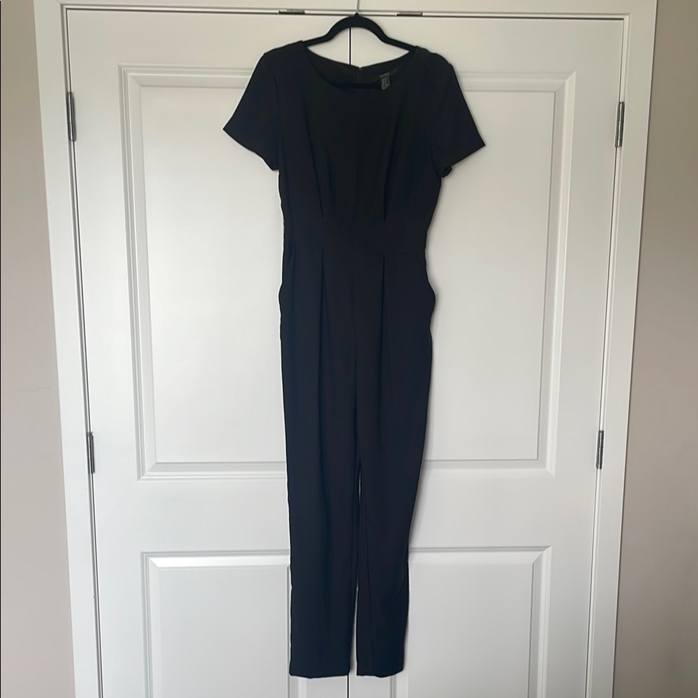 Forever 21 Black Short Sleeve Jumpsuit